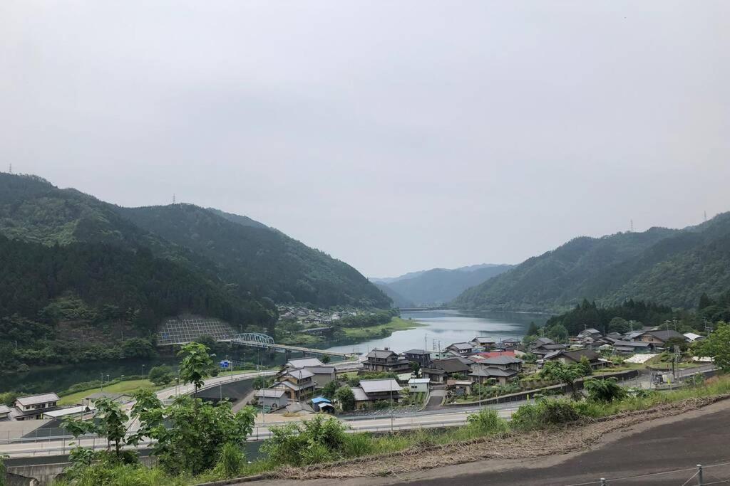 花緑里-Hanamidori-乙原のやど 岐阜下呂温泉郡上飛騨金山湖畔リゾート Gujo Εξωτερικό φωτογραφία